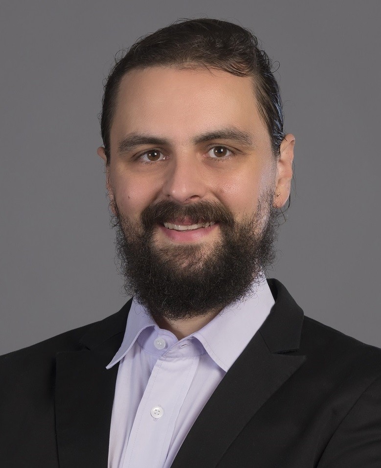 14. Dr. Kemal Akman