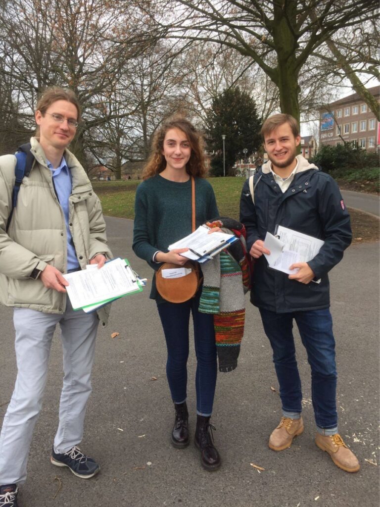 Collecting signatures in NRW
